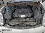 ✅ 2015 Porsche Cayenne Diesel • VIN: WP1AF2A20FLA31401 • Lot: 96367755. Listed on Copart with 106,597 mi. Free auction sales archive from the USA and detailed vehicle history report at DreamBid. Image 12.