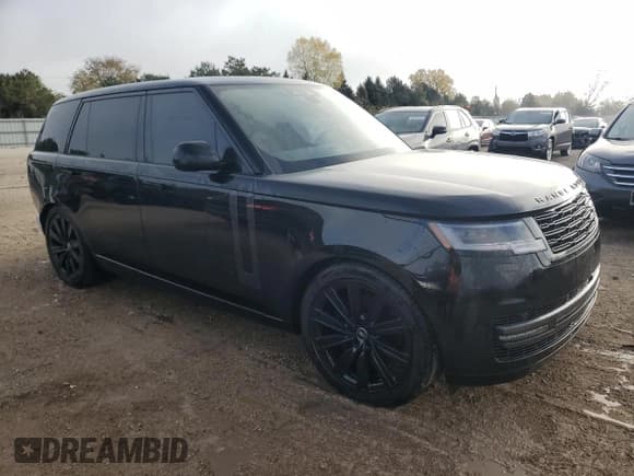 ✅ 2025 Land Rover Range Rover SE • VIN: SALKPBFU5SA290266 • Lot: 90585825. Wystawiony na Copart z przebiegiem 8 120 mil. Bezpłatny archiwum sprzedaży aukcyjnych z USA i szczegółowy raport historii pojazdu na DreamBid. Zdjęcie 4.