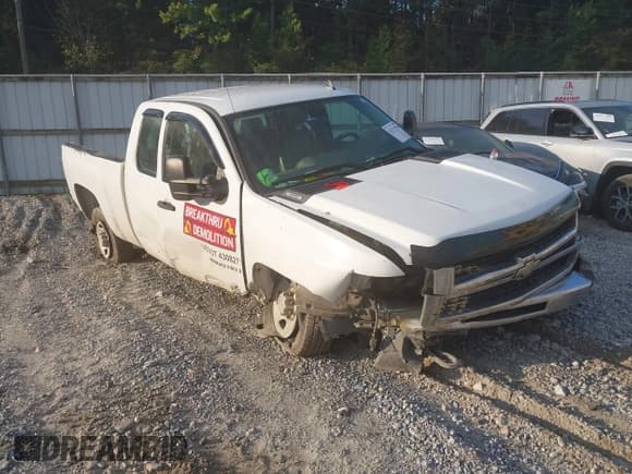 ✅ 2007 Chevrolet Silverado 2500HD Work Truck • VIN: 1GCHC29K57E516474 • Лот: 43119760. Опубликован ранее на IAAI с пробегом 359 924 миль. Бесплатный доступ к архиву аукционных продаж из США и подробный отчёт об истории автомобиля на DreamBid. Изображение 1.