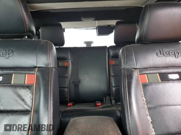 ✅ 2011 Jeep Wrangler Unlimited 70th Anniversary • VIN: 1J4BA7H14BL626982 • Лот: 45521965. Опубликован ранее на Copart с пробегом 118 288 миль. Бесплатный доступ к архиву аукционных продаж из США и подробный отчёт об истории автомобиля на DreamBid. Изображение 10.