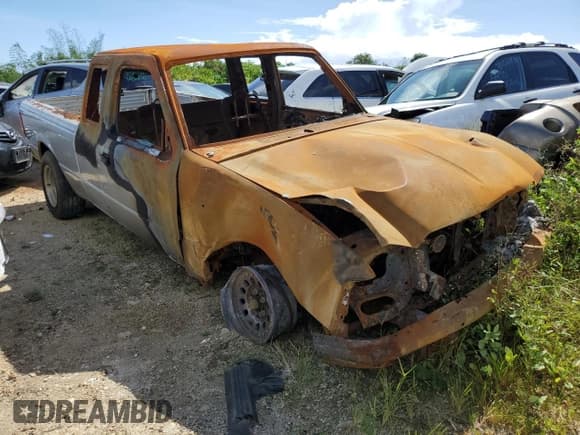 ✅ 2010 Ford Ranger XL • VIN: 1FTKR1EE3APA09647 • Lot: 86107914. Wystawiony na Copart z przebiegiem Nie podano. Bezpłatny archiwum sprzedaży aukcyjnych z USA i szczegółowy raport historii pojazdu na DreamBid. Zdjęcie 4.