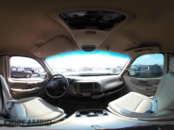 ✅ 2000 Ford F-150 XL • VIN: 1FTZX1723YKA62542 • Лот: 42760155. Опубликован ранее на IAAI с пробегом Не указан. Бесплатный доступ к архиву аукционных продаж из США и подробный отчёт об истории автомобиля на DreamBid. Изображение 18.