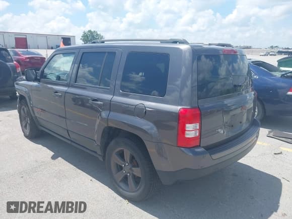 ✅ 2016 Jeep Patriot Sport • VIN: 1C4NJPBB2GD731316 • Lot: 42732743. Wystawiony na IAAI z przebiegiem 96 839 mil. Bezpłatny archiwum sprzedaży aukcyjnych z USA i szczegółowy raport historii pojazdu na DreamBid. Zdjęcie 3.