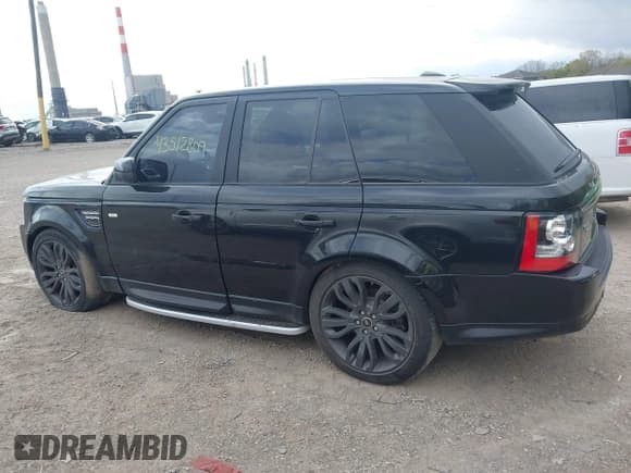 ✅ 2013 Land Rover Range Rover Sport HSE • VIN: SALSF2D48DA807228 • Lot: 43512809. Listed on IAAI with 80,462 mi. Free auction sales archive from the USA and detailed vehicle history report at DreamBid. Image 14.