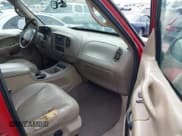 ✅ 2001 Ford Expedition Eddie Bauer • VIN: 1FMRU17LX1LA73664 • Lot: 43175580. Listed on IAAI with 153,050 mi. Free auction sales archive from the USA and detailed vehicle history report at DreamBid. Image 5.