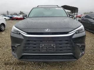 ✅ 2024 Lexus TX 350 • VIN: 5TDAAAB65RS014091 • Lot: 91682005. Wystawiony na Copart z przebiegiem 20 562 mil. Bezpłatny archiwum sprzedaży aukcyjnych z USA i szczegółowy raport historii pojazdu na DreamBid. Zdjęcie 5.