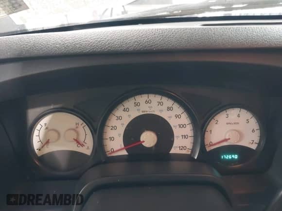 2008 Dodge Dakota SXT с VIN 1D7HE32K18S504177, выставлен на аукционе IAAI как лот 42529941 с пробегом 172 690 миль миль и . История ставок и продаж доступна на DreamBid. Изображение 15.