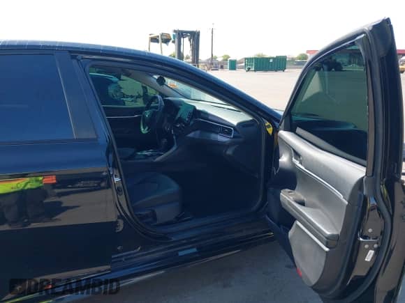 2023 Toyota Camry SE with VIN 4T1G11BK2PU105668, listed as a IAAI auction lot 43013320 with 39,694 mi miles and . Bid and sale history available at DreamBid. Image 5.