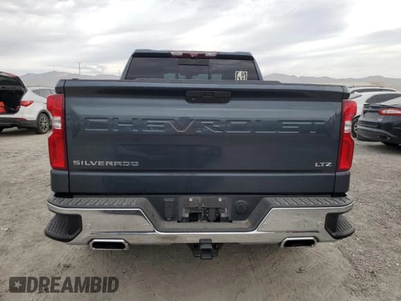 ✅ 2020 Chevrolet Silverado 1500 LTZ • VIN: 3GCUYGED2LG120042 • Лот: 81162835. Опубликован ранее на Copart с пробегом 68 113 миль. Бесплатный доступ к архиву аукционных продаж из США и подробный отчёт об истории автомобиля на DreamBid. Изображение 6.