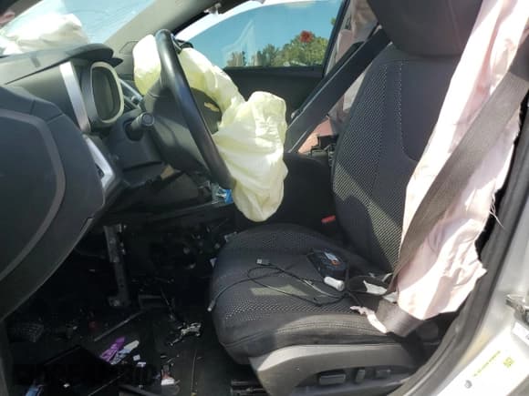 ✅ 2017 Chevrolet Equinox LT • VIN: 2GNALCEK5H1543584 • Лот: 70334614. Опубликован ранее на Copart с пробегом 88 091 миль. Бесплатный доступ к архиву аукционных продаж из США и подробный отчёт об истории автомобиля на DreamBid. Изображение 7.