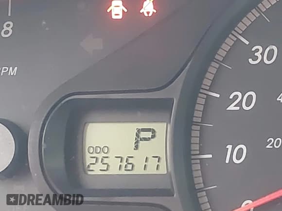 ✅ 2012 Toyota Sienna LE AAS • VIN: 5TDKK3DC0CS277578 • Lot: 43340372. Wystawiony na IAAI z przebiegiem 257 614 mil. Bezpłatny archiwum sprzedaży aukcyjnych z USA i szczegółowy raport historii pojazdu na DreamBid. Zdjęcie 15.