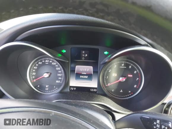 ✅ 2018 Mercedes-Benz C 300 • VIN: WDDWF4JB7JR312934 • Lot: 41590598. Wystawiony na IAAI z przebiegiem 94 088 mil. Bezpłatny archiwum sprzedaży aukcyjnych z USA i szczegółowy raport historii pojazdu na DreamBid. Zdjęcie 7.