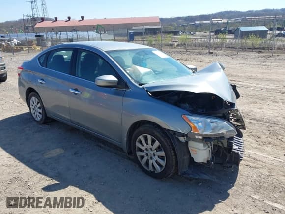 ✅ 2014 Nissan Sentra S • VIN: 3N1AB7AP5EL631956 • Lot: 42039021. Wystawiony na IAAI z przebiegiem 105 241 mil. Bezpłatny archiwum sprzedaży aukcyjnych z USA i szczegółowy raport historii pojazdu na DreamBid. Zdjęcie 1.
