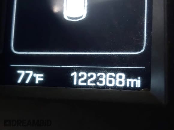 ✅ 2018 Hyundai Santa Fe 2.4L • VIN: 5NMZTDLB9JH078832 • Лот: 43147812. Опубликован ранее на IAAI с пробегом 122 368 миль. Бесплатный доступ к архиву аукционных продаж из США и подробный отчёт об истории автомобиля на DreamBid. Изображение 15.