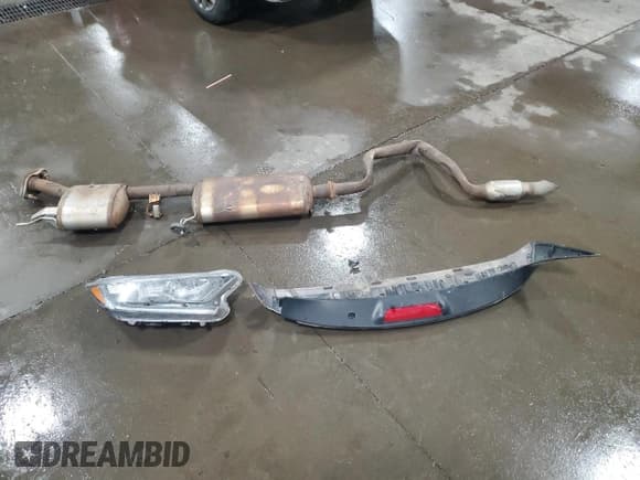 ✅ 2014 Nissan Pathfinder SL • VIN: 5N1AR2MM4EC703508 • Lot: 80161965. Wystawiony na Copart z przebiegiem 212 295 mil. Bezpłatny archiwum sprzedaży aukcyjnych z USA i szczegółowy raport historii pojazdu na DreamBid. Zdjęcie 13.