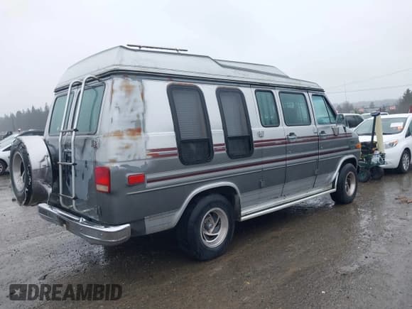 ✅ 1990 Chevrolet Sportvan • VIN: 1GBEG25K4L7168277 • Лот: 43909348. Опубликован ранее на IAAI с пробегом 248 140 миль. Бесплатный доступ к архиву аукционных продаж из США и подробный отчёт об истории автомобиля на DreamBid. Изображение 4.