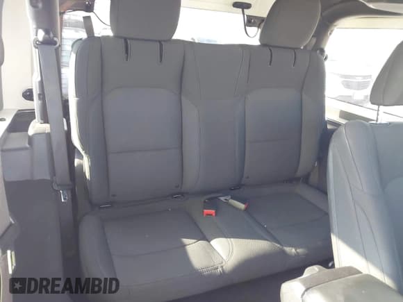 ✅ 2021 Jeep Wrangler Islander • VIN: 1C4GJXAN8MW601514 • Lot: 43403702. Wystawiony na IAAI z przebiegiem 41 567 mil. Bezpłatny archiwum sprzedaży aukcyjnych z USA i szczegółowy raport historii pojazdu na DreamBid. Zdjęcie 8.