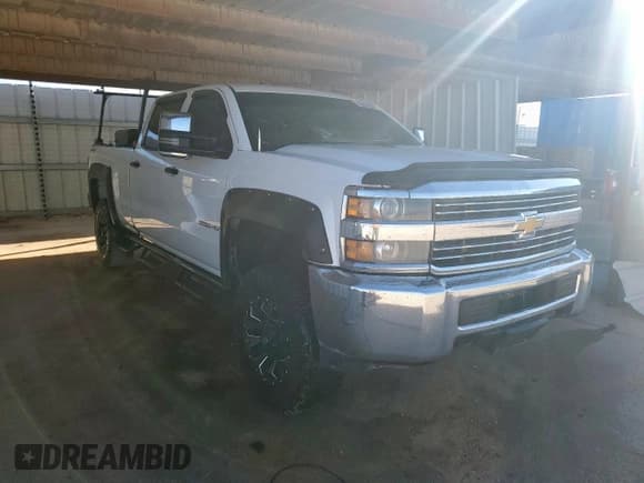 ✅ 2017 Chevrolet Silverado 2500HD Work Truck • VIN: 1GC1KUEG8HF103803 • Лот: 91054765. Опубликован ранее на Copart с пробегом 199 411 миль. Бесплатный доступ к архиву аукционных продаж из США и подробный отчёт об истории автомобиля на DreamBid. Изображение 4.
