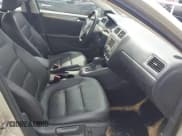 ✅ 2013 Volkswagen Jetta TDI w/Premium/Nav • VIN: 3VWLL7AJ9DM234271 • Lot: 43247645. Listed on IAAI with 176,566 mi. Free auction sales archive from the USA and detailed vehicle history report at DreamBid. Image 5.