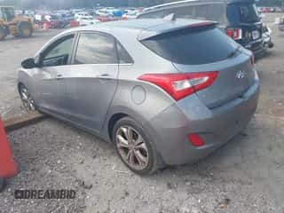 2014 Hyundai Elantra z VIN KMHD35LH7EU207925, wystawiony jako IAAI lot #43229292 z przebiegiem 129 655 mil mil oraz . Historia ofert i sprzedaży dostępna na DreamBid. Obrazek 3.