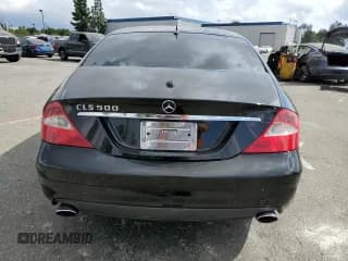 ✅ 2006 Mercedes-Benz CLS 500 • VIN: WDDDJ75X46A074432 • Лот: 71738614. Опубликован ранее на Copart с пробегом 104 343 миль. Бесплатный доступ к архиву аукционных продаж из США и подробный отчёт об истории автомобиля на DreamBid. Изображение 6.