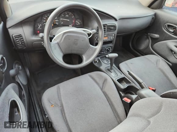 ✅ 2001 Saturn SC • VIN: 1G8ZP12881Z226032 • Лот: 62209055. Опубликован ранее на Copart с пробегом 81 459 миль. Бесплатный доступ к архиву аукционных продаж из США и подробный отчёт об истории автомобиля на DreamBid. Изображение 8.