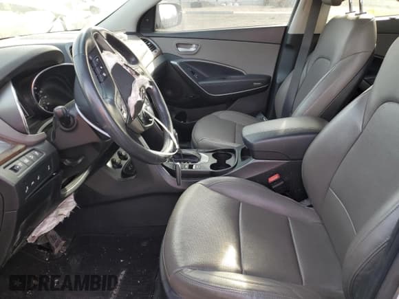 ✅ 2018 Hyundai Santa Fe Ultimate • VIN: 5XYZWDLA2JG505521 • Lot: 36359633. Listed on Copart with 46,847 mi. Free auction sales archive from the USA and detailed vehicle history report at DreamBid. Image 7.