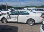 ✅ 2008 Mercury Milan Premier • VIN: 3MEHM08178R636008 • Lot: 42649908. Wystawiony na IAAI z przebiegiem 130 612 mil. Bezpłatny archiwum sprzedaży aukcyjnych z USA i szczegółowy raport historii pojazdu na DreamBid. Zdjęcie 6.