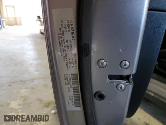 ✅ 2016 Dodge Challenger SXT Plus • VIN: 2C3CDZAG1GH279566 • Lot: 42967124. Listed on Copart with 114,159 mi. Free auction sales archive from the USA and detailed vehicle history report at DreamBid. Image 12.