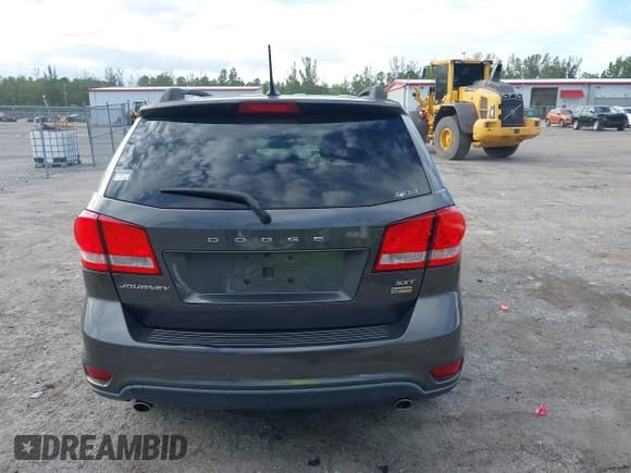 ✅ 2017 Dodge Journey SXT • VIN: 3C4PDCBG0HT530515 • Лот: 43625332. Опубликован ранее на IAAI с пробегом 129 589 миль. Бесплатный доступ к архиву аукционных продаж из США и подробный отчёт об истории автомобиля на DreamBid. Изображение 16.