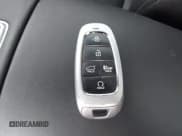 ✅ 2023 Hyundai Santa Fe SEL • VIN: 5NMS3DAJ0PH592055 • Lot: 43742005. Wystawiony na IAAI z przebiegiem 43 790 mil. Bezpłatny archiwum sprzedaży aukcyjnych z USA i szczegółowy raport historii pojazdu na DreamBid. Zdjęcie 11.