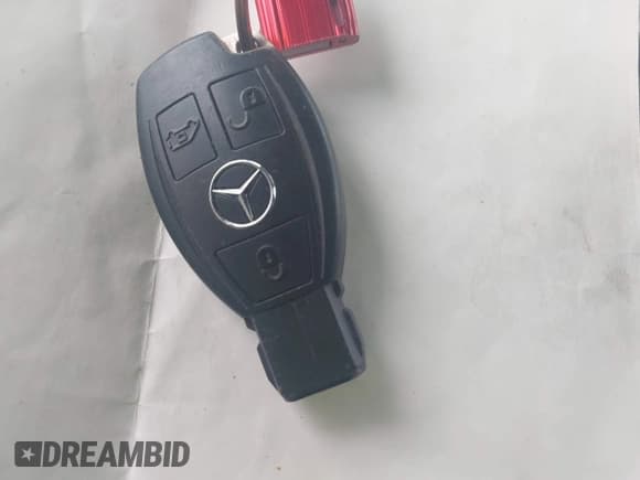 ✅ 2018 Mercedes-Benz Metris Passenger • VIN: WD4PG2EEXJ3405072 • Lot: 43327936. Listed on IAAI with 185,363 mi. Free auction sales archive from the USA and detailed vehicle history report at DreamBid. Image 11.