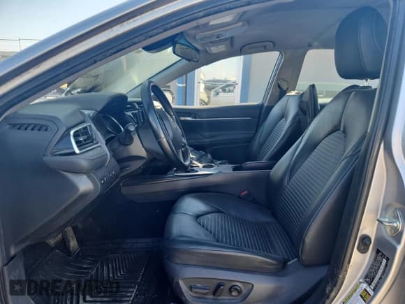 ✅ 2018 Toyota Camry SE • VIN: 4T1B11HK8JU154382 • Lot: 84650475. Listed on Copart with Not provided. Free auction sales archive from the USA and detailed vehicle history report at DreamBid. Image 7.