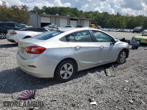 ✅ 2016 Chevrolet Cruze LS • VIN: 1G1BC5SM3G7289169 • Lot: 83931685. Listed on Copart with 239,180 mi. Free auction sales archive from the USA and detailed vehicle history report at DreamBid. Image 3.