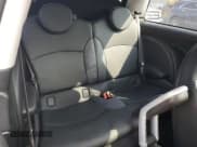 ✅ 2007 MINI Hardtop S • VIN: WMWMF73547TT83530 • Lot: 71779585. Listed on Copart with 85,620 mi. Free auction sales archive from the USA and detailed vehicle history report at DreamBid. Image 10.