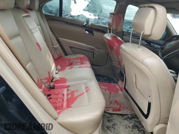 ✅ 2010 Mercedes-Benz S 550 • VIN: WDDNG8GB9AA357878 • Лот: 82265775. Опубликован ранее на Copart с пробегом 159 928 миль. Бесплатный доступ к архиву аукционных продаж из США и подробный отчёт об истории автомобиля на DreamBid. Изображение 10.