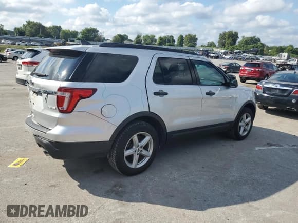 ✅ 2019 Ford Explorer • VIN: 1FM5K7BH3KGA72330 • Lot: 69824435. Listed on Copart with 102,383 mi. Free auction sales archive from the USA and detailed vehicle history report at DreamBid. Image 3.
