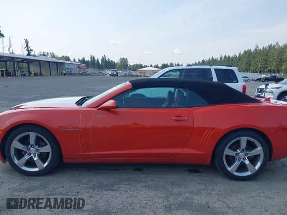 ✅ 2011 Chevrolet Camaro • VIN: 2G1FG3DD7B9212917 • Lot: 42563097. Listed on IAAI with 153,768 mi. Free auction sales archive from the USA and detailed vehicle history report at DreamBid. Image 14.