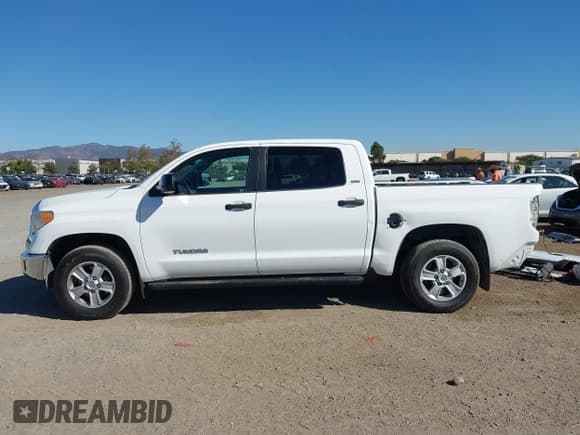 ✅ 2016 Toyota Tundra SR5 • VIN: 5TFEM5F17GX107037 • Lot: 43565837. Listed on IAAI with 160,833 mi. Free auction sales archive from the USA and detailed vehicle history report at DreamBid. Image 15.