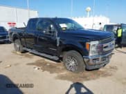 ✅ 2019 Ford F-250 XL • VIN: 1FT7W2BT5KEC30316 • Lot: 43453785. Wystawiony na IAAI z przebiegiem 225 237 mil. Bezpłatny archiwum sprzedaży aukcyjnych z USA i szczegółowy raport historii pojazdu na DreamBid. Zdjęcie 1.