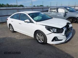 2018 Hyundai Sonata Limited с VIN 5NPE34AF8JH644812, выставлен на аукционе IAAI как лот 42601505 с пробегом 83 459 миль миль и . История ставок и продаж доступна на DreamBid. Изображение 1.