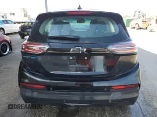 ✅ 2023 Chevrolet Bolt EV 2LT • VIN: 1G1FX6S05P4190007 • Lot: 50055665. Wystawiony na Copart z przebiegiem 44 100 mil. Bezpłatny archiwum sprzedaży aukcyjnych z USA i szczegółowy raport historii pojazdu na DreamBid. Zdjęcie 6.