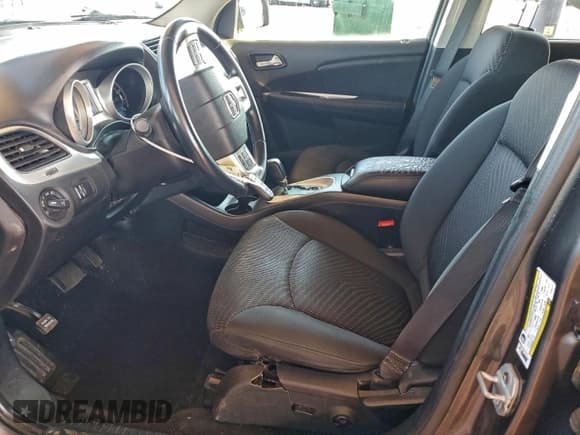 ✅ 2017 Dodge Journey SXT • VIN: 3C4PDCBB7HT501212 • Лот: 94132545. Опубликован ранее на Copart с пробегом 113 925 миль. Бесплатный доступ к архиву аукционных продаж из США и подробный отчёт об истории автомобиля на DreamBid. Изображение 7.