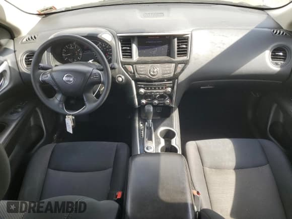 ✅ 2018 Nissan Pathfinder SV • VIN: 5N1DR2MM4JC679248 • Лот: 84484105. Опубликован ранее на Copart с пробегом 57 840 миль. Бесплатный доступ к архиву аукционных продаж из США и подробный отчёт об истории автомобиля на DreamBid. Изображение 8.