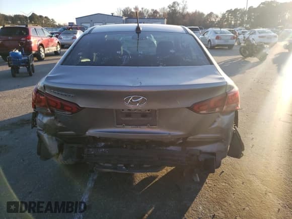 ✅ 2022 Hyundai Accent Limited • VIN: 3KPC34A61NE159171 • Лот: 83667224. Опубликован ранее на Copart с пробегом 77 327 миль. Бесплатный доступ к архиву аукционных продаж из США и подробный отчёт об истории автомобиля на DreamBid. Изображение 6.