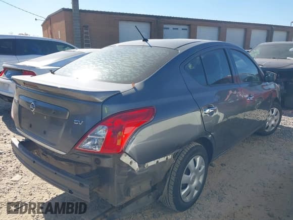 ✅ 2018 Nissan Versa SV • VIN: 3N1CN7AP1JL858958 • Lot: 43698876. Listed on IAAI with 119,827 mi. Free auction sales archive from the USA and detailed vehicle history report at DreamBid. Image 4.