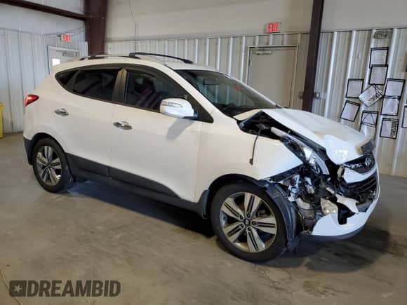 2015 Hyundai Tucson SE z VIN KM8JU3AG2FU101785, wystawiony jako Copart lot #79221663 z przebiegiem 101 846 mil mil oraz . Historia ofert i sprzedaży dostępna na DreamBid. Obrazek 4.