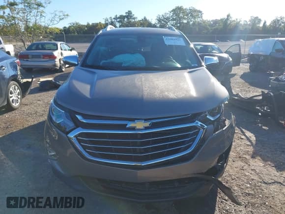 ✅ 2018 Chevrolet Equinox Premier • VIN: 3GNAXVEV0JL117543 • Lot: 43589922. Wystawiony na IAAI z przebiegiem 52 915 mil. Bezpłatny archiwum sprzedaży aukcyjnych z USA i szczegółowy raport historii pojazdu na DreamBid. Zdjęcie 12.