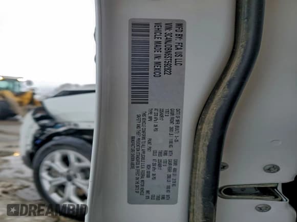 ✅ 2025 Jeep Compass Latitude • VIN: 3C4NJDBN6ST592822 • Lot: 94803335. Listed on Copart with 20,621 mi. Free auction sales archive from the USA and detailed vehicle history report at DreamBid. Image 13.