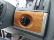 ✅ 2010 Chrysler Town & Country Limited • VIN: 2A4RR7DX7AR366259 • Lot: 42310955. Wystawiony na IAAI z przebiegiem 133 213 mil. Bezpłatny archiwum sprzedaży aukcyjnych z USA i szczegółowy raport historii pojazdu na DreamBid. Zdjęcie 11.